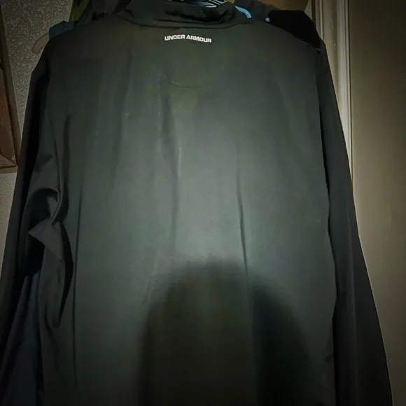 Under Armour Black Long Sleeve Top XL size - Picture 4 of 7